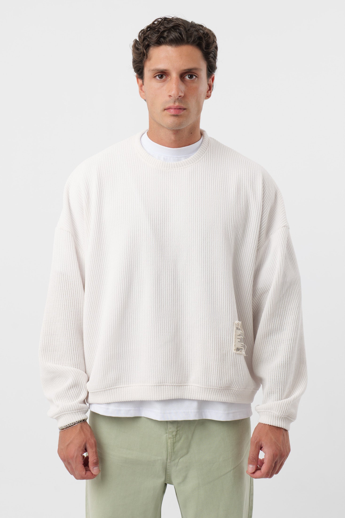 Rundhalsausschnitt „Archive“ Creme