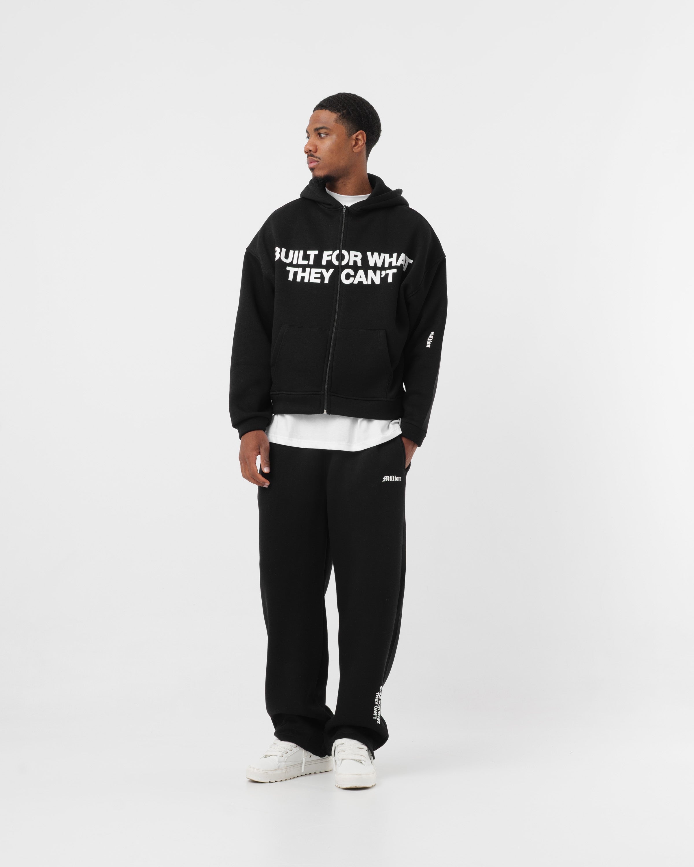 Trainingsanzug in Schwarz