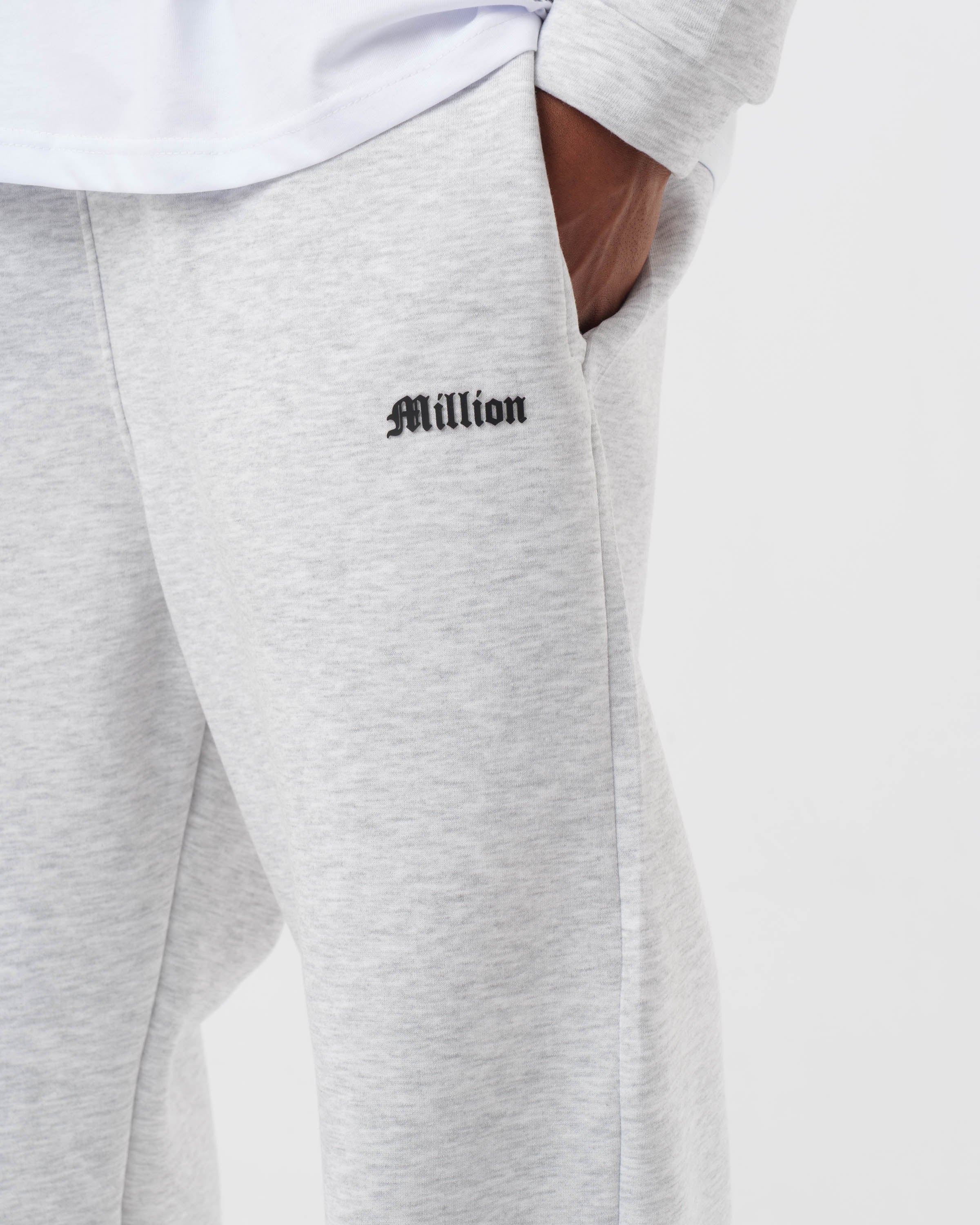 Trainingsanzug, Grau