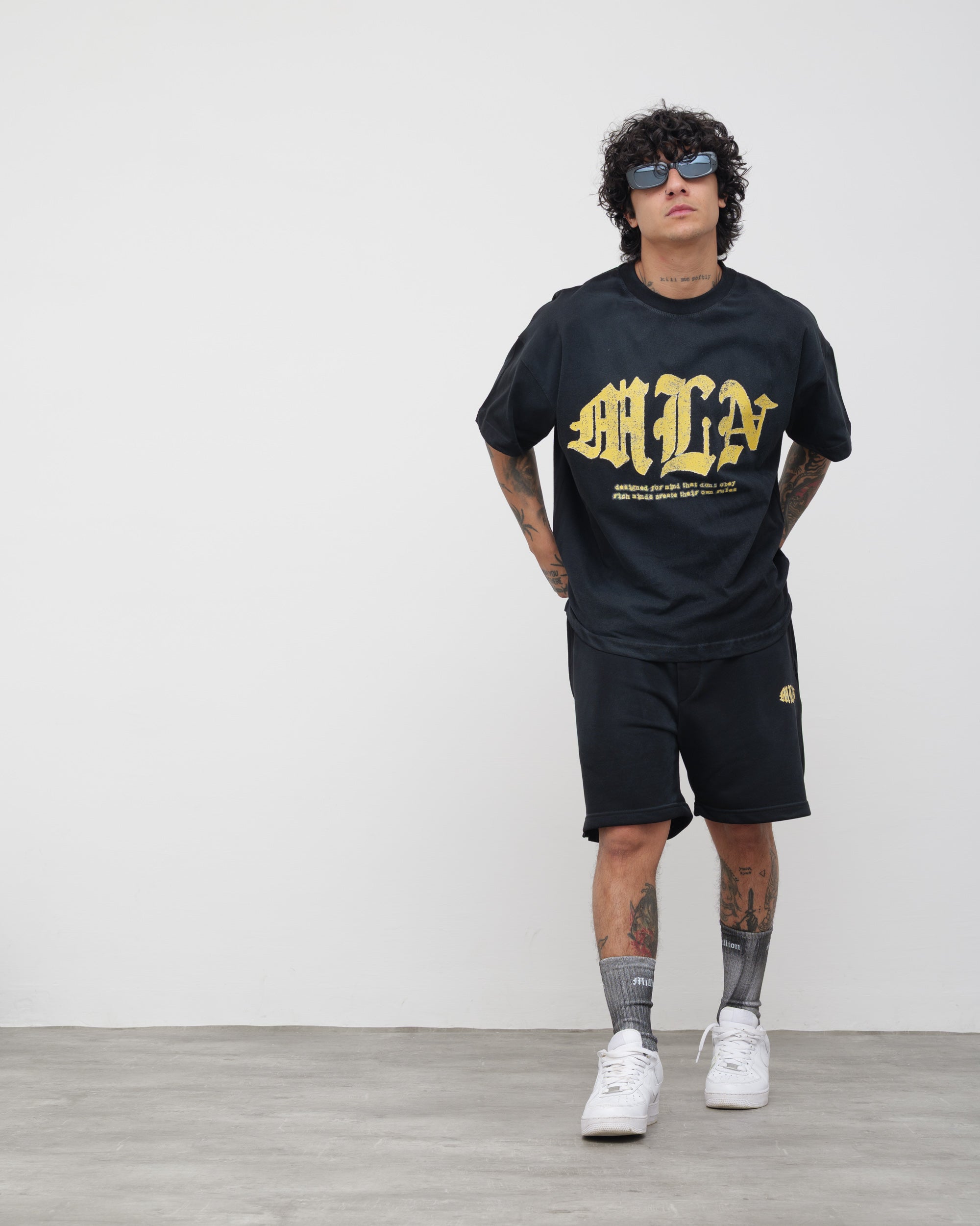 Shorts MLN Schwarz