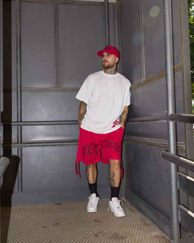 Rote Gothic-Shorts