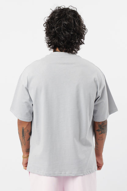 Weißes T-Shirt mit schwarzem Logo