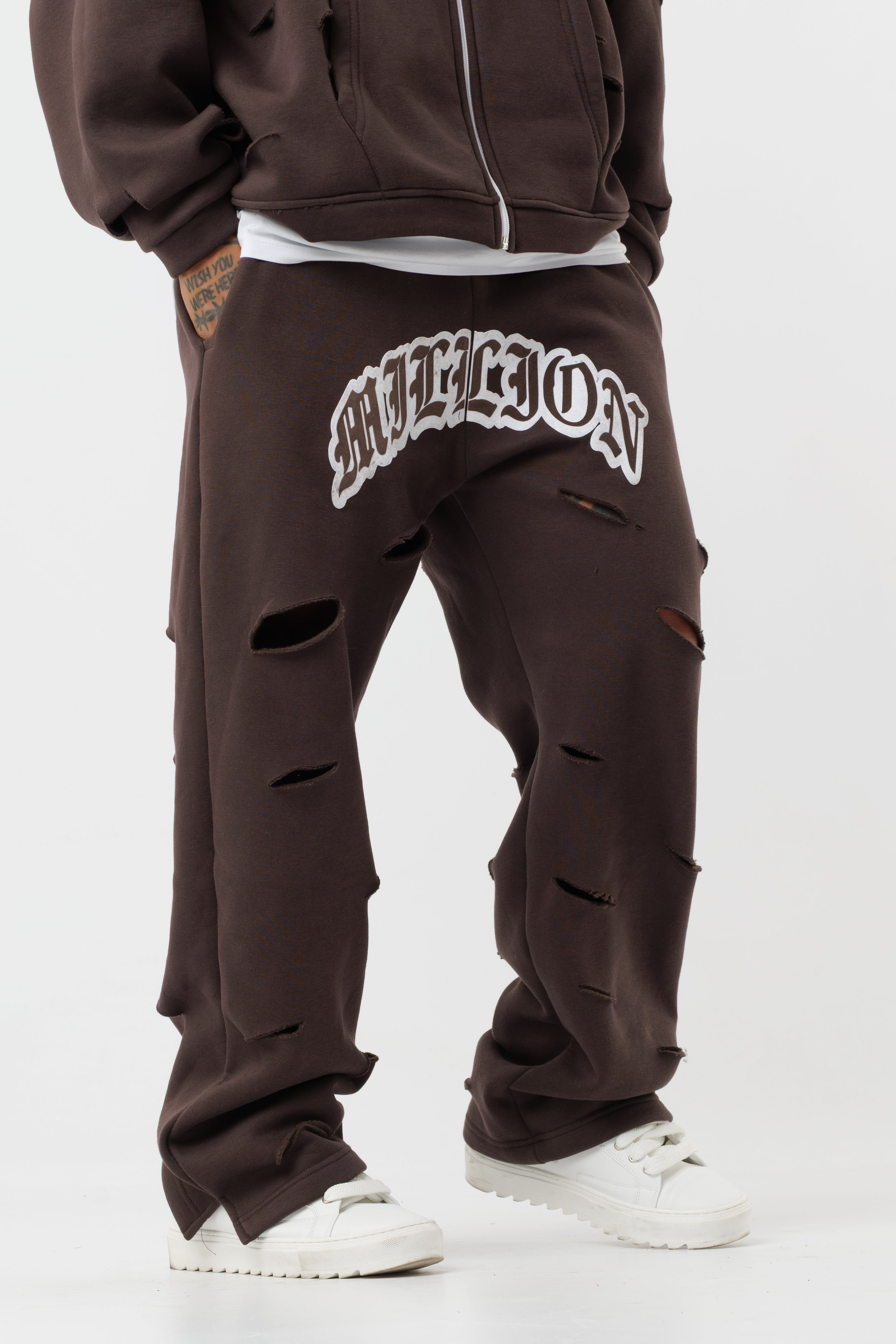 Tracksuit Broken Brown