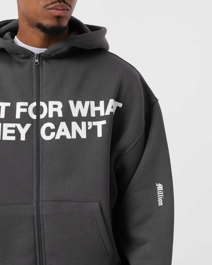 Trainingsanzug gebaut Blei